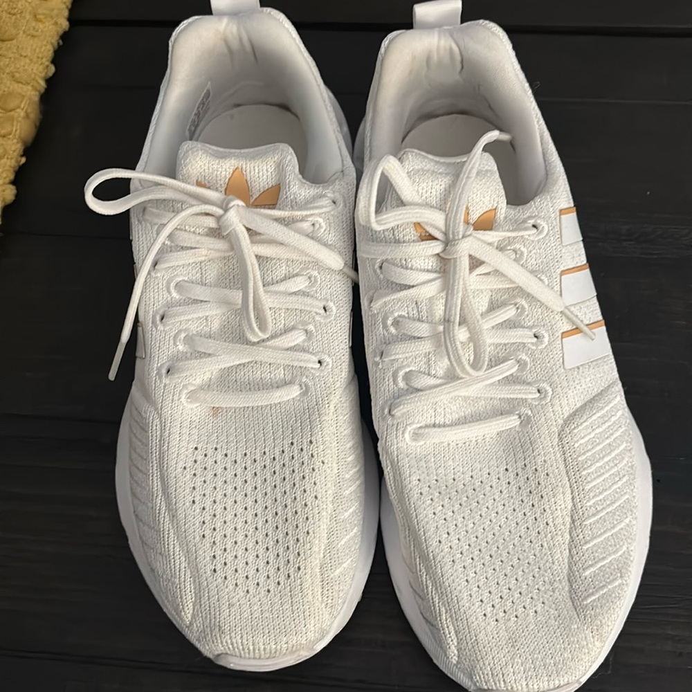 Adidas sneakers size 6.5